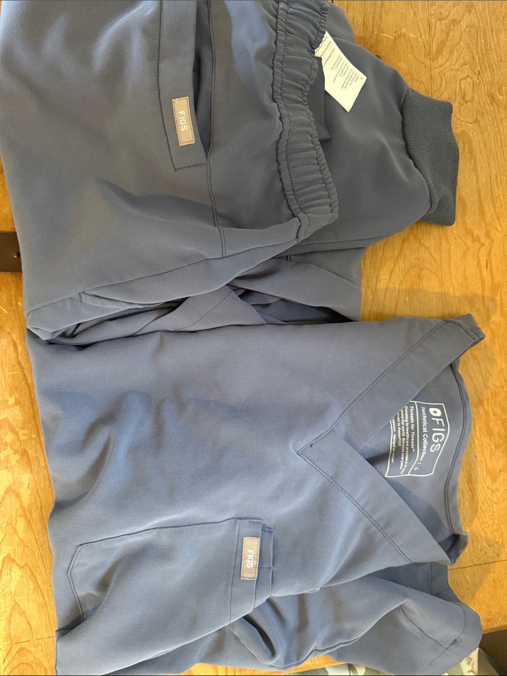 FIGS space navy Scrub Set - Top & Jogger Pants